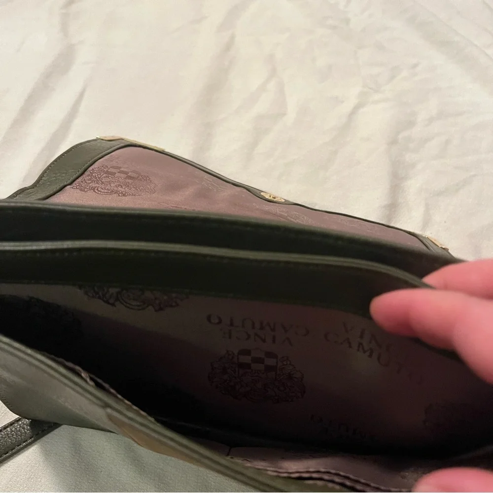 Vince Camuto genuine leather and suede hand bag - Picture 4 of 16